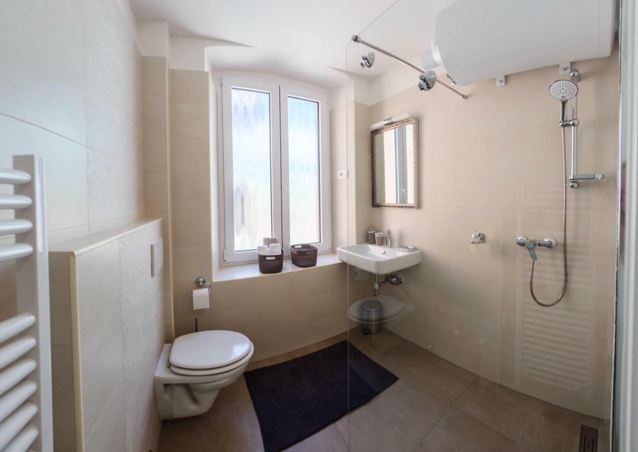 Ferienwohnung Franckina Hisa Izola Exterior foto